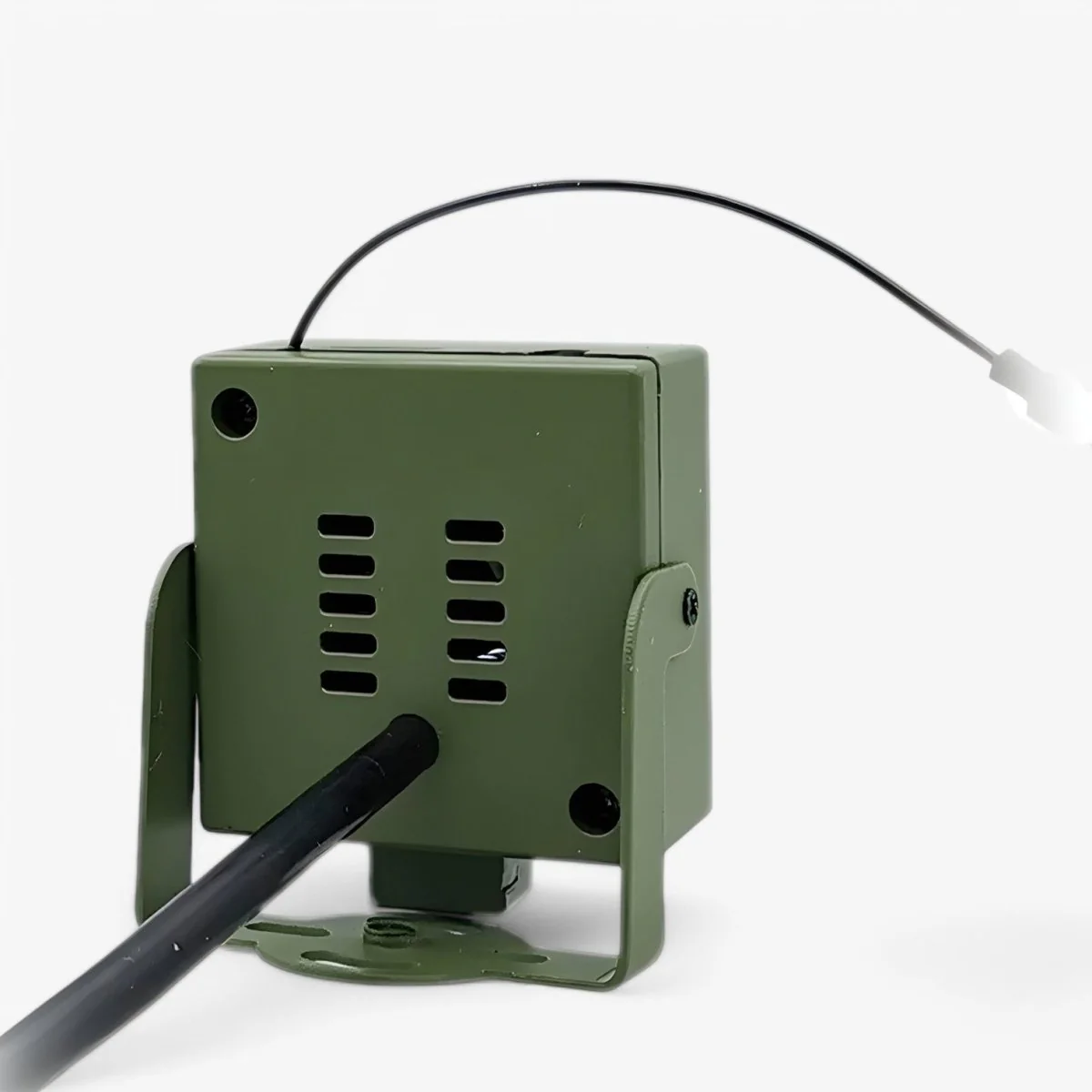 1080p HD weatherproof wildlife camera with night vision, motion detection, and remote access - Image 5