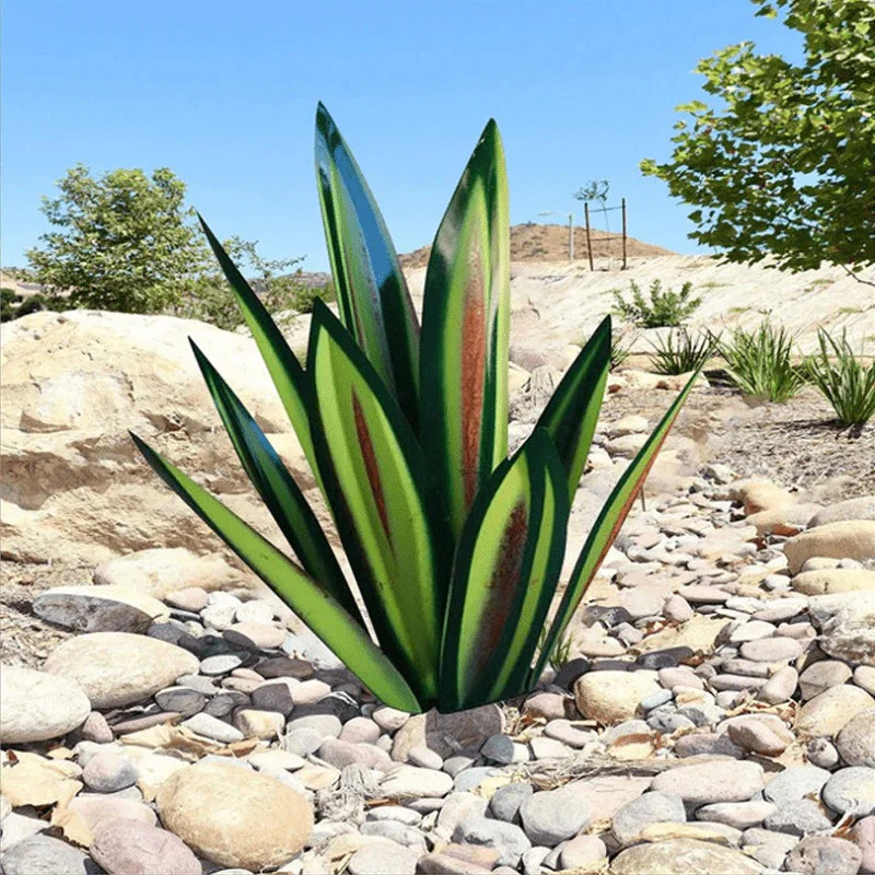 Agave Garden Lamp - Image 2