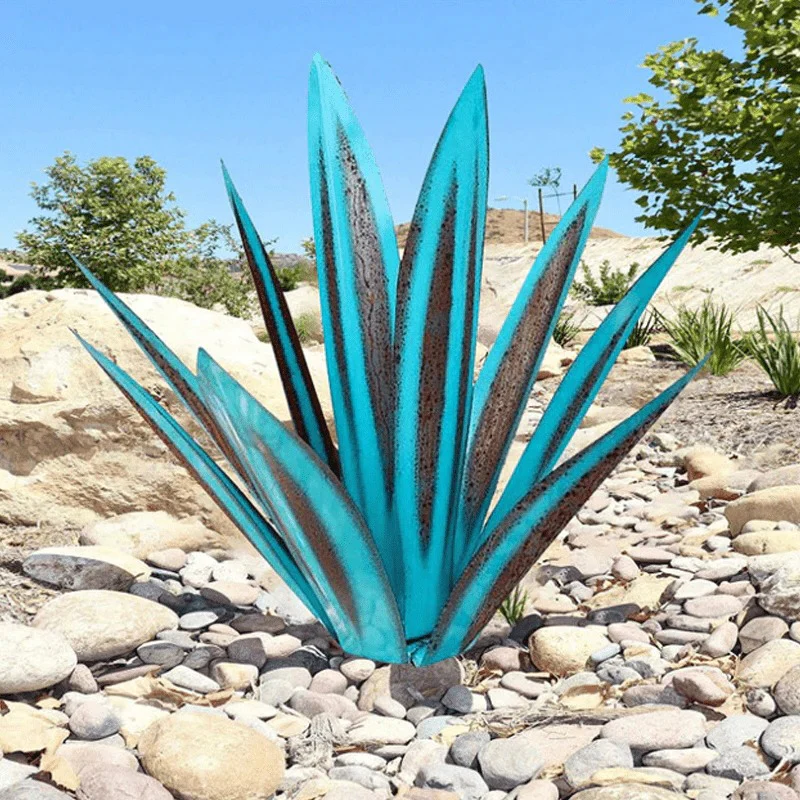 Agave Garden Lamp - Image 3