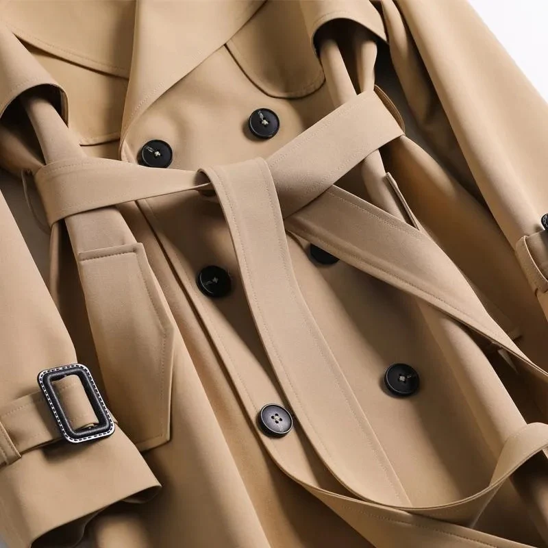 Classic Trench Coat With A Timeless Style - Image 6
