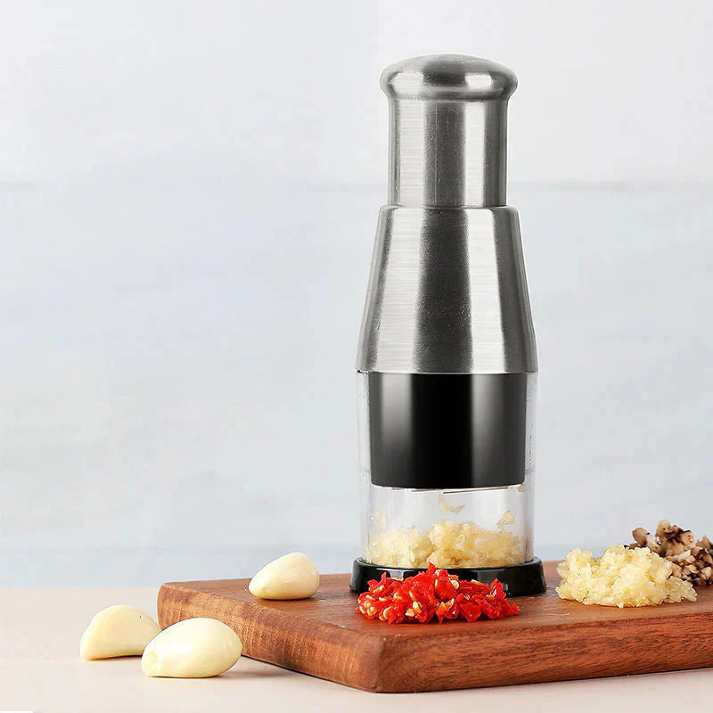 Compact Garlic Chopper for Fine Chopping - Image 2