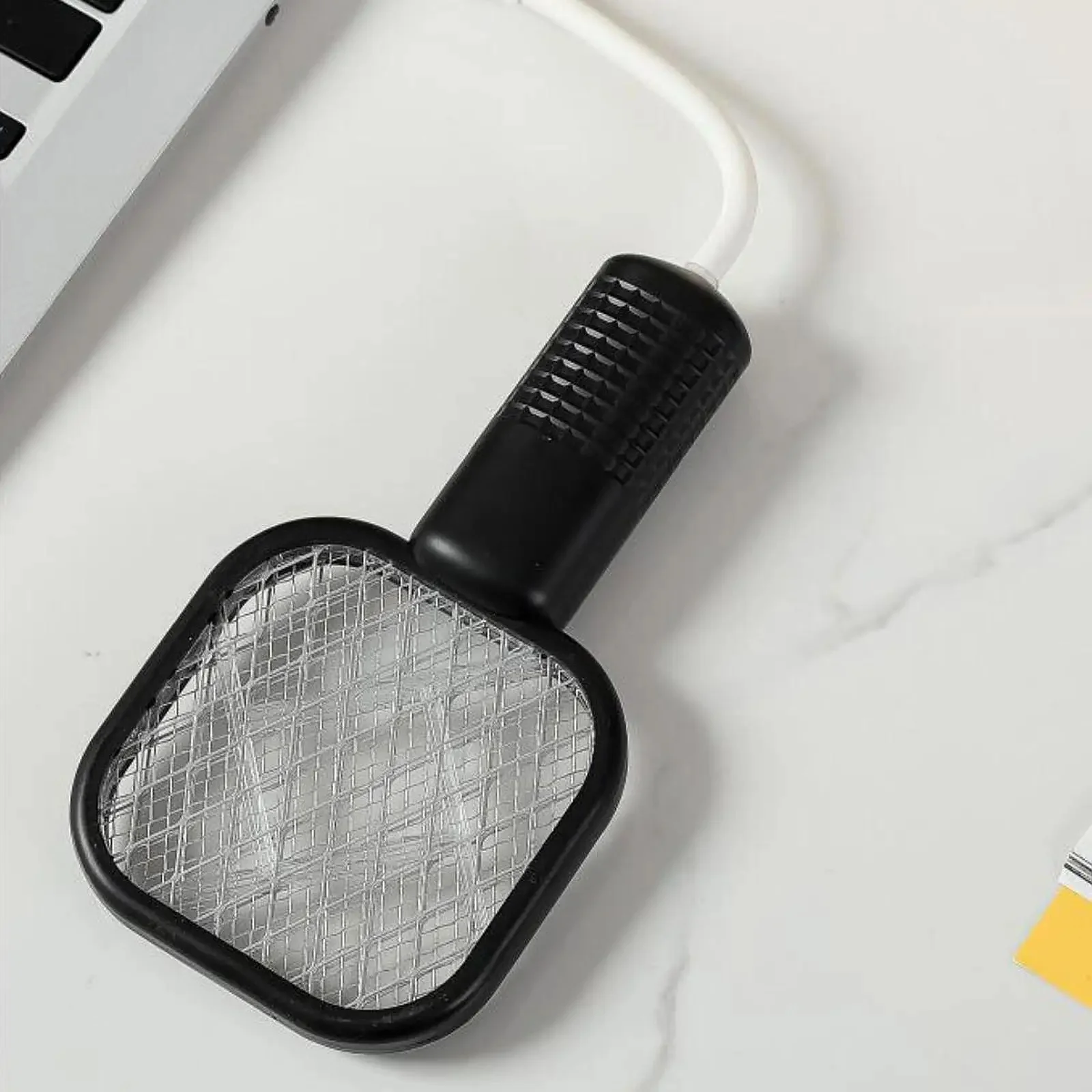 Compact USB Mosquito Zapper - Image 3