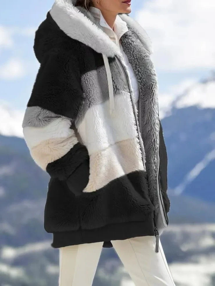 Contrasting Lamb Wool Padded Coat - Image 5