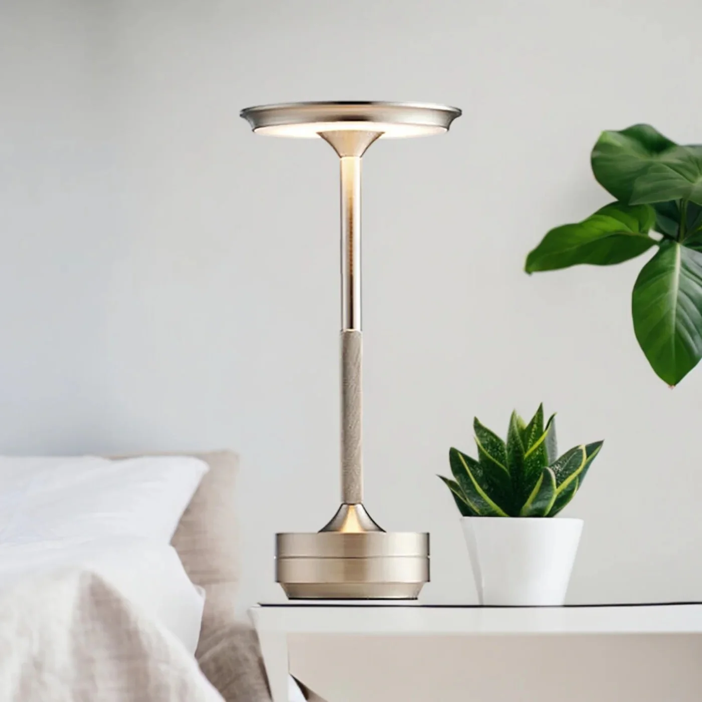 Cordless Table Lamp with Touch Control & Modern Nordic Design - Image 2
