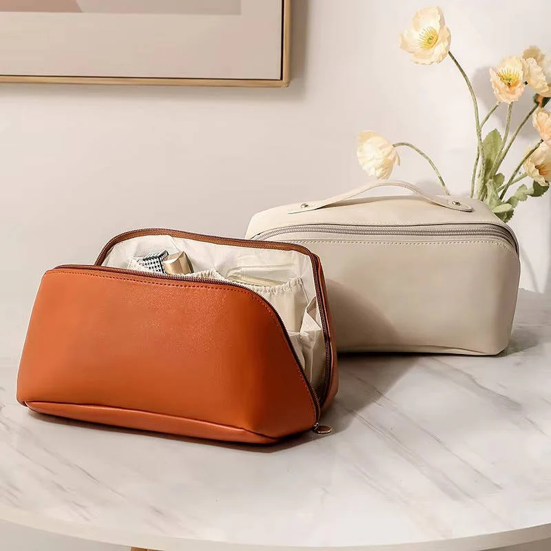 Cosmetics Storage Bag - Image 3