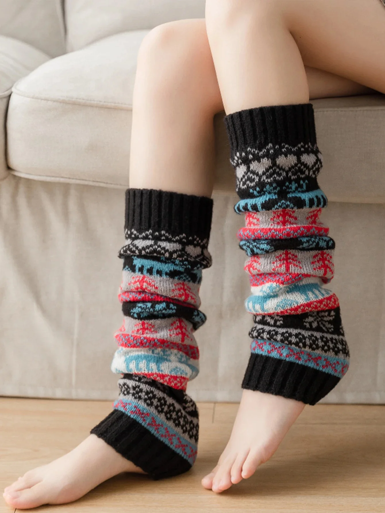 Cozy Knit Leg Warmer for Fall and Winter - Image 4