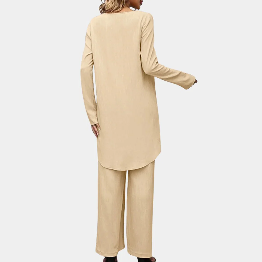 Elegant Ladies Fashion Set - Image 4