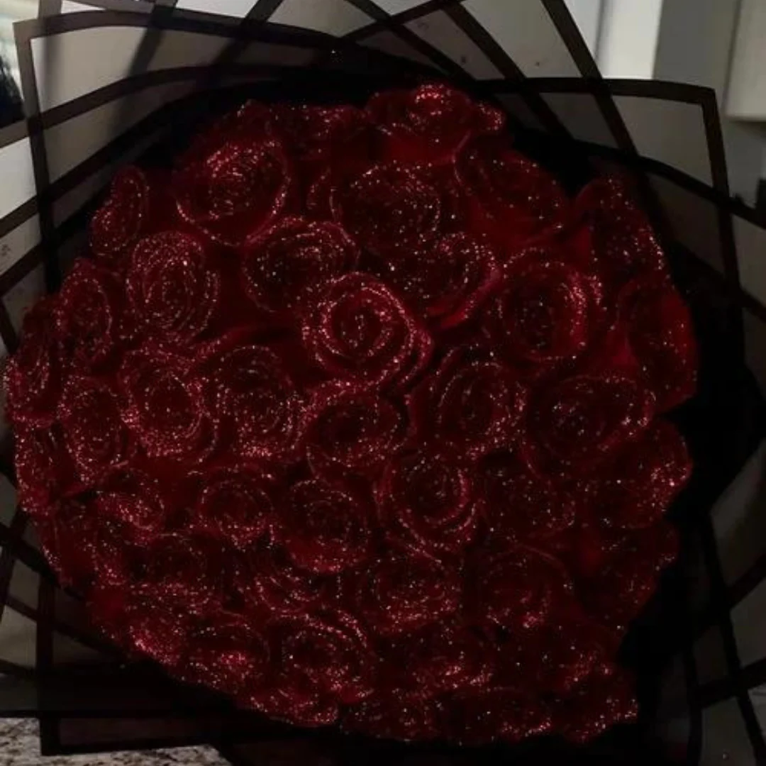 Glittering Roses - Image 4