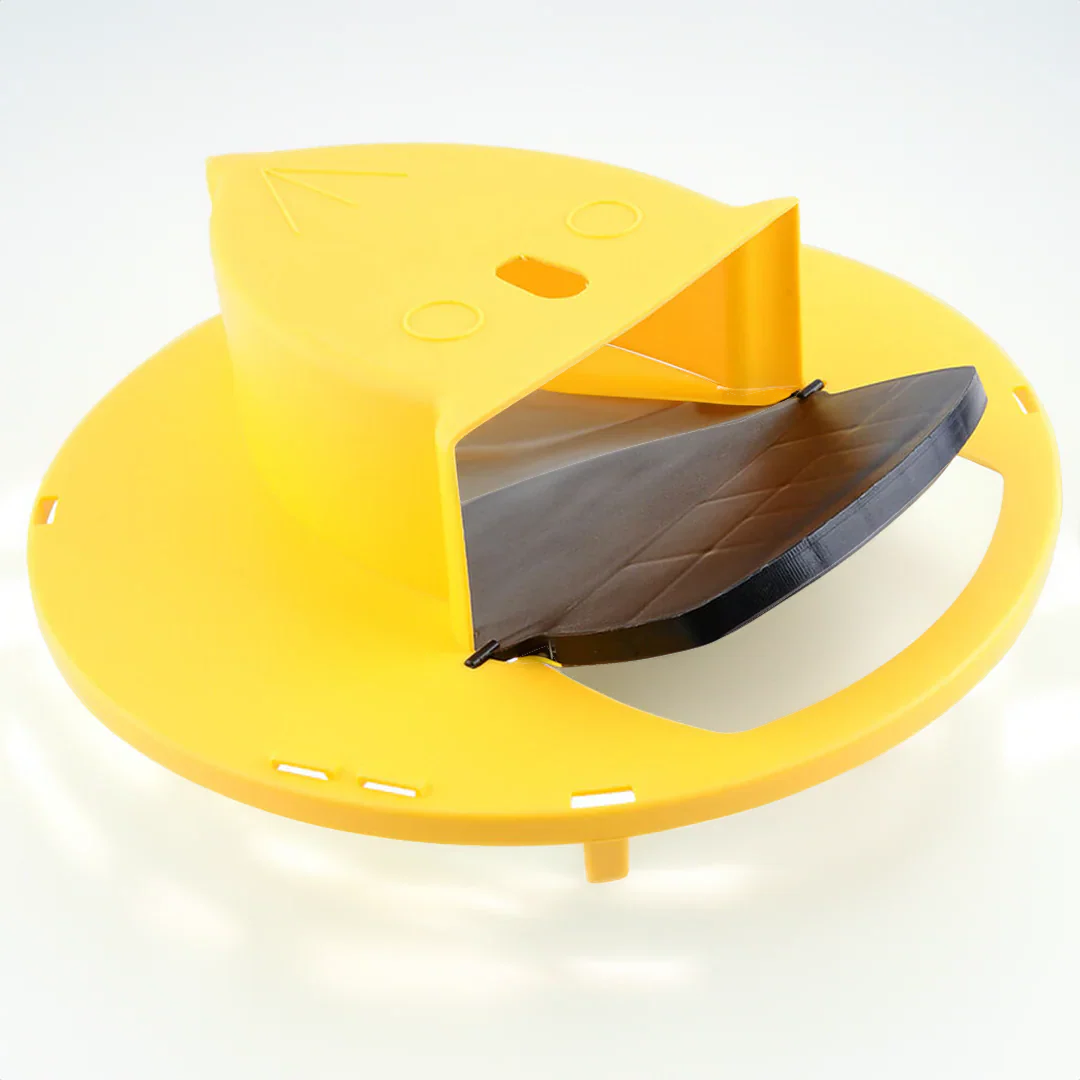 Humane Bucket Cover Mouse Trap - Image 3