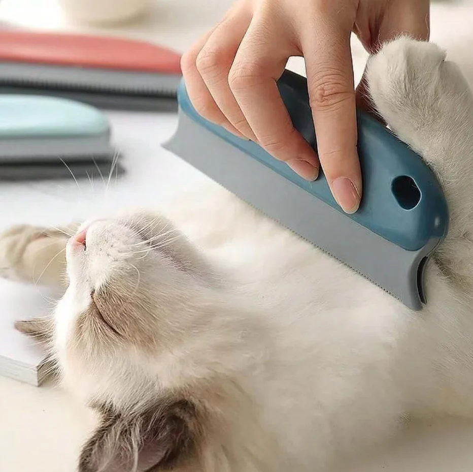 Pet Hair Remover for Furniture - Image 2