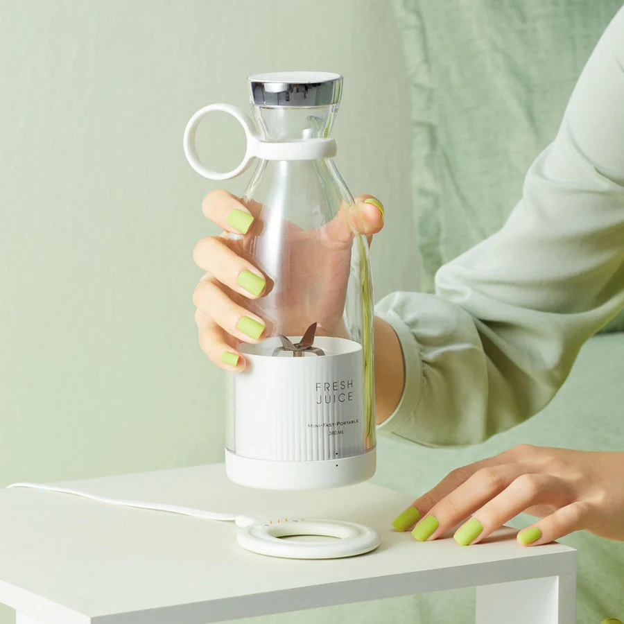 Portable Electric Fruit Mixers Juicer Blender - Image 2