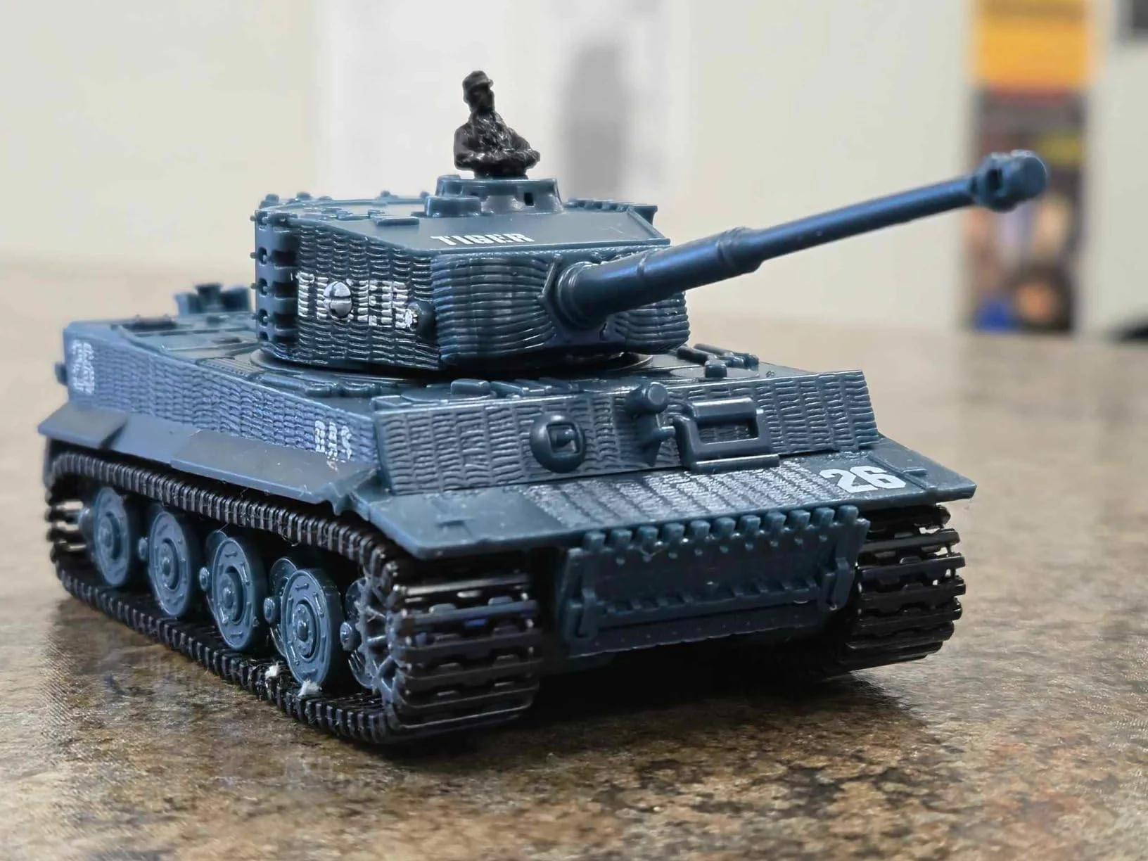 RC Tank - Image 9