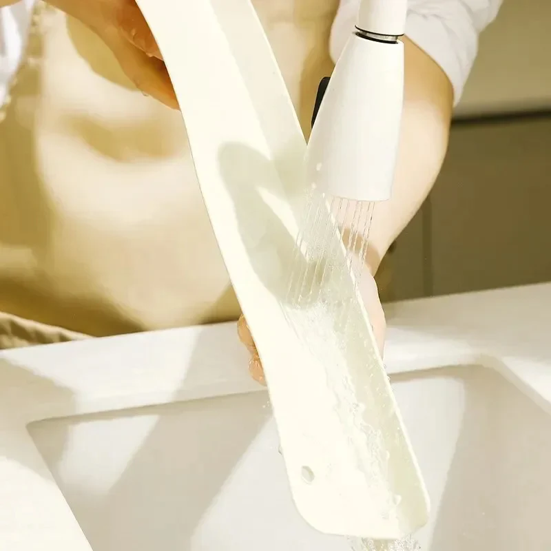 Silicone Sink Splash Guard with Suction Cups - Image 4