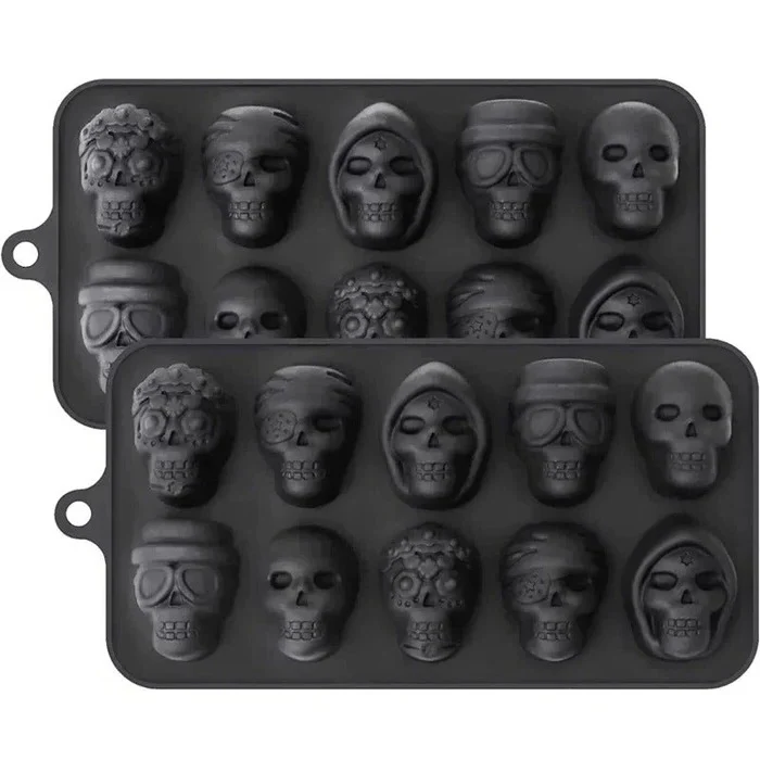 Skull-Shaped Ice Cube Tray - Image 9