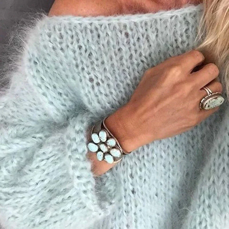Stylish knitted sweater - Image 3