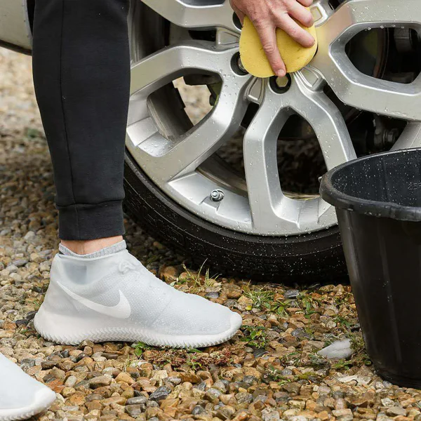 Ultra-Durable Silicovers Non-Slip Shoe Covers: Keep Your Shoes Clean & Dry - Image 4