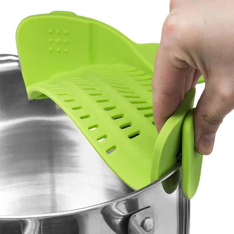 Universal Silicone Pot Pasta Strainer – Clip-On Colander for Easy Draining - Image 3