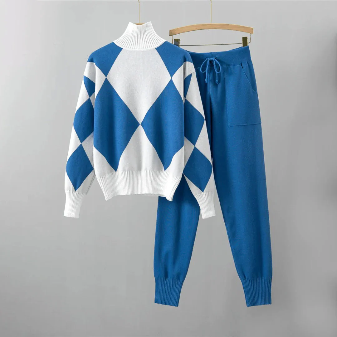 Warm Sweater and Pants Set - Image 4