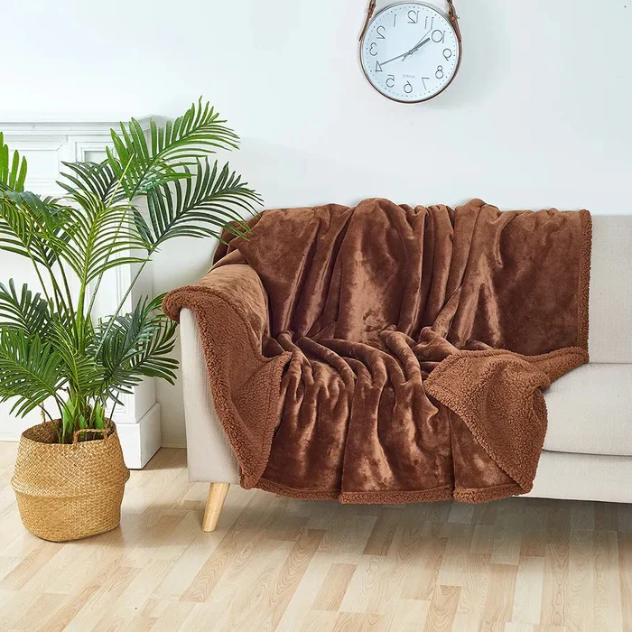 Waterproof Warm Blanket - Image 2