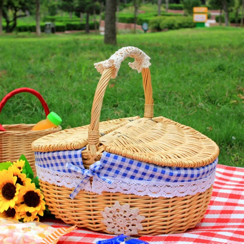 Wicker Picnic Baskets - Image 6