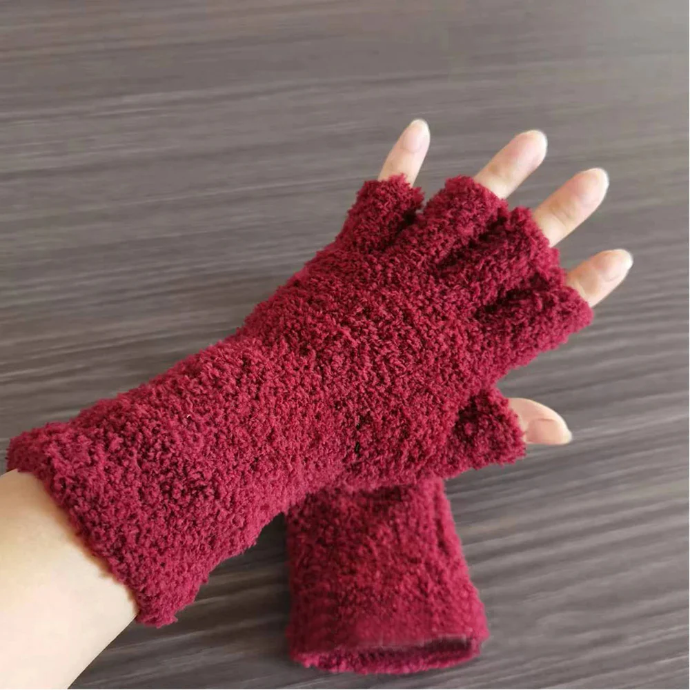 Winter Comfort Knit Half Finger Gloves - Image 10