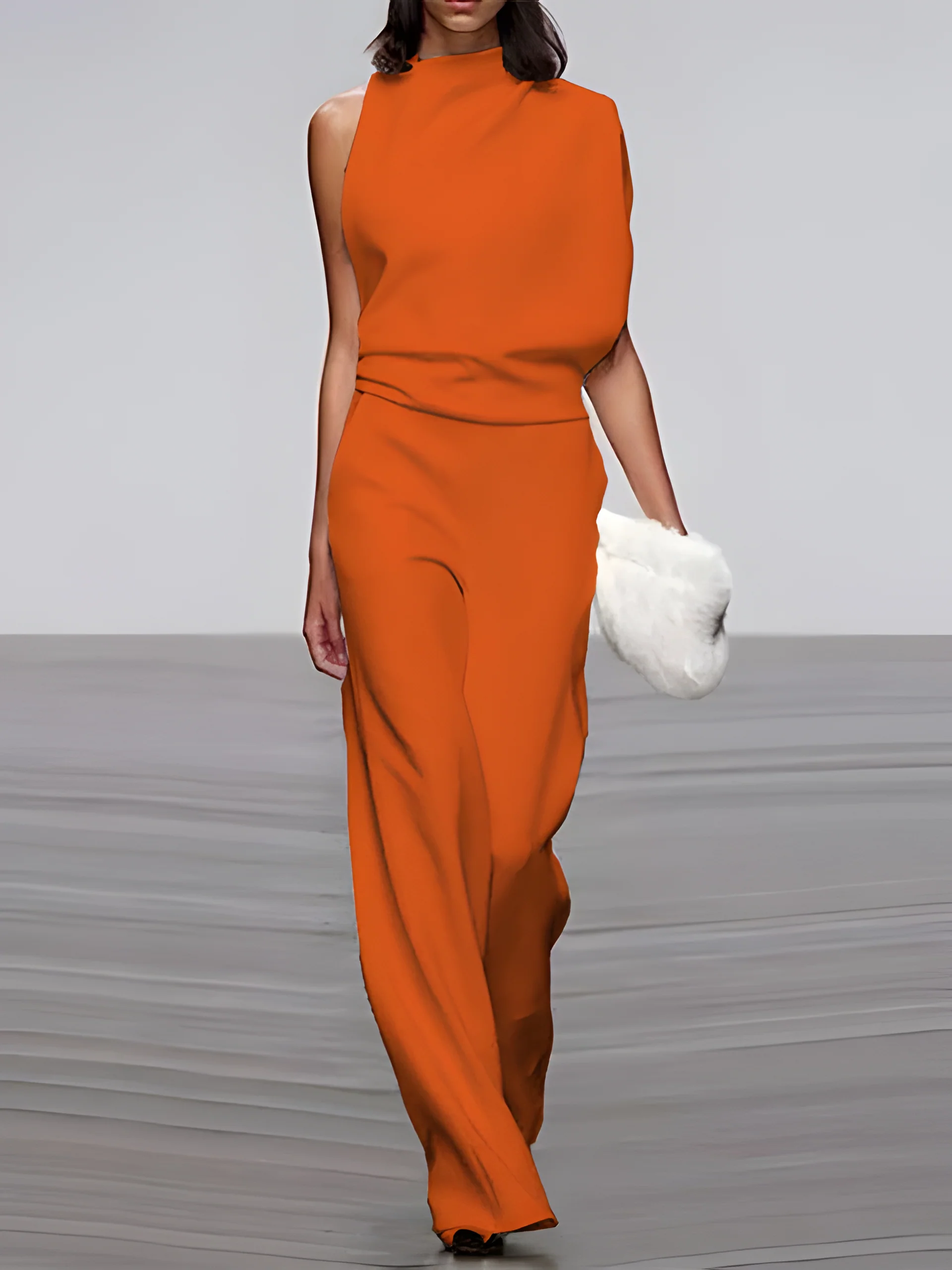 Women's round-neck, sleeveless jumpsuit with flared legs - Image 6