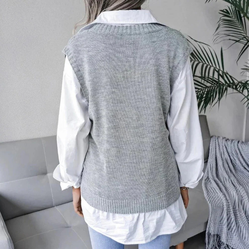 Women's V-Neck Knitted Cardigan - Image 3